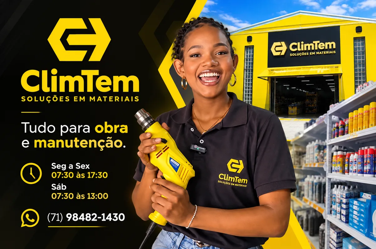 Atendente da ClimTem com furadeira em frente à loja: tudo para obra e manutenção, seg a sex 07:30 às 17:30, sáb 07:30 às 13:00, WhatsApp (71) 98482-1430